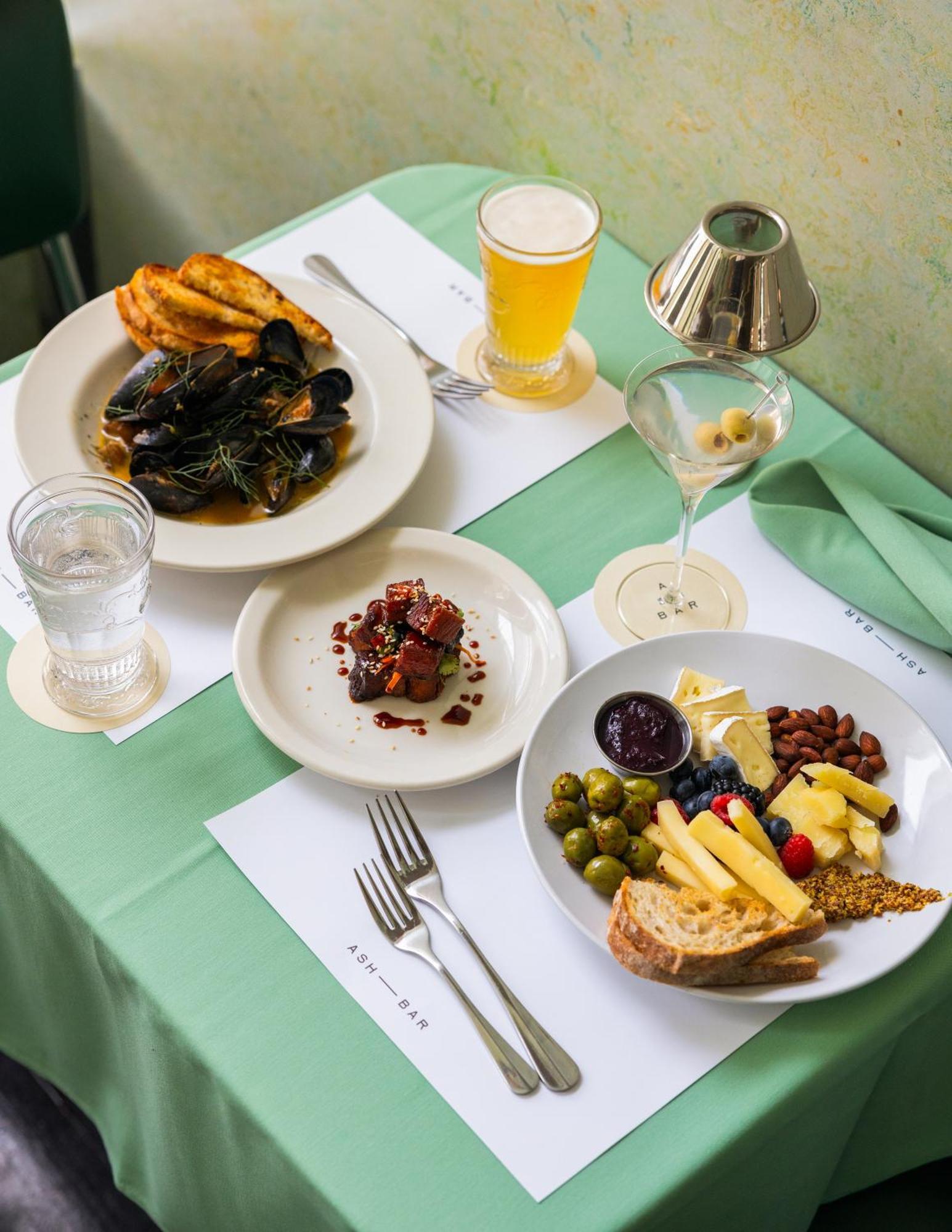 The Siren Hotel, An Ash Hotel Детройт Екстер'єр фото